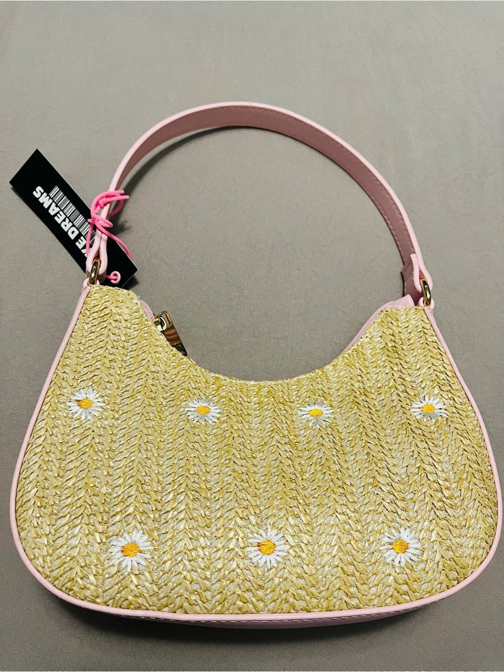 Daisy Embroidered Straw Shoulder Bag - Pink Trim